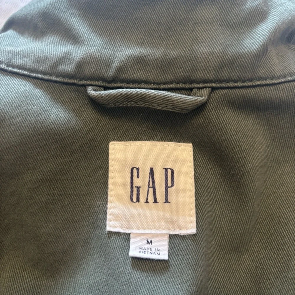 GAP Army Green Twill Snap Zip Cinch Waist Pockets Military Utility Jacket Sz M